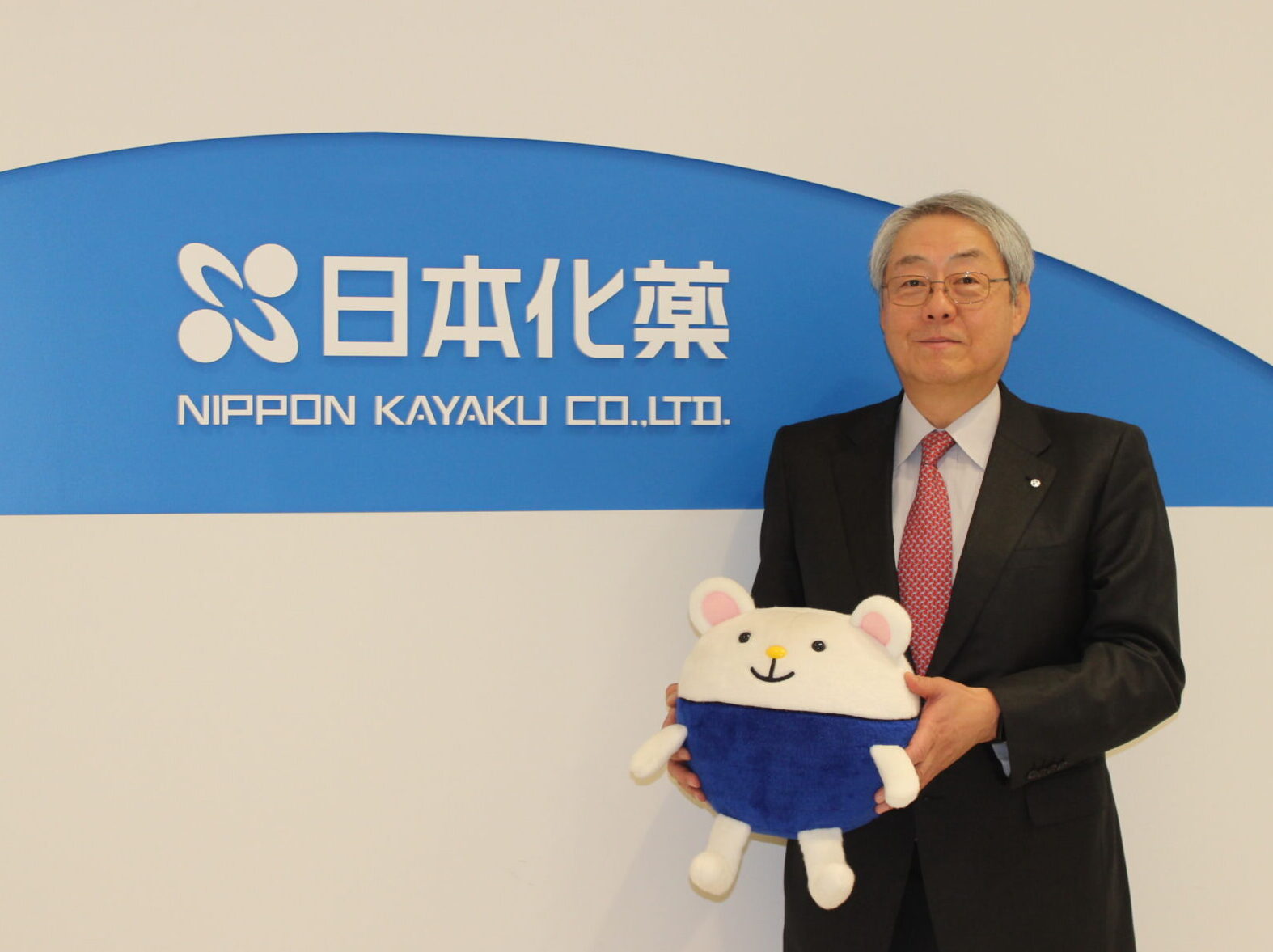 『世界的すきま発想。』掲げる総合化学メーカー 新事業・新製品創出に向け組織横断での改革推進