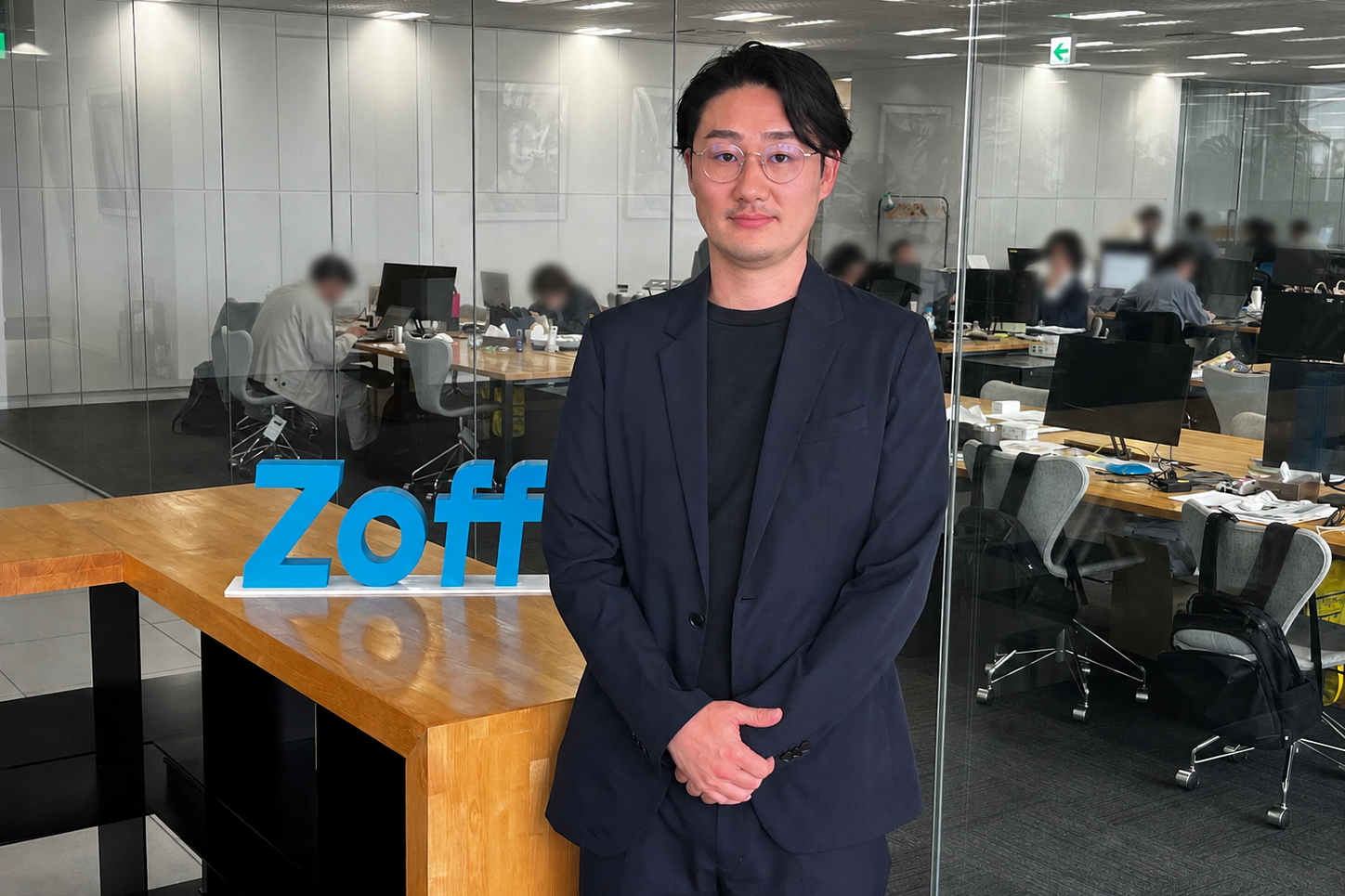 「メガネをＴシャツのように着替える文化を」 上場とメガネスーパー買収で社会的影響力を高める